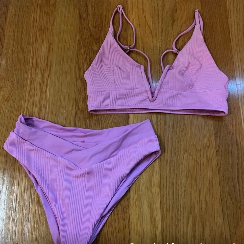L*SPACE Pink Ribbed V-Neck Bikini Set - Picture 4 of 4